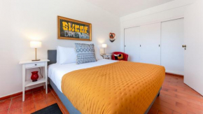 Sweet 1 BDR Apartment W/ Balcony by LovelyStay